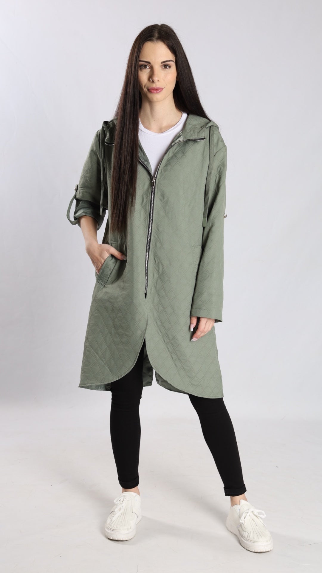 Leichte Steppjacke mit Kapuze
